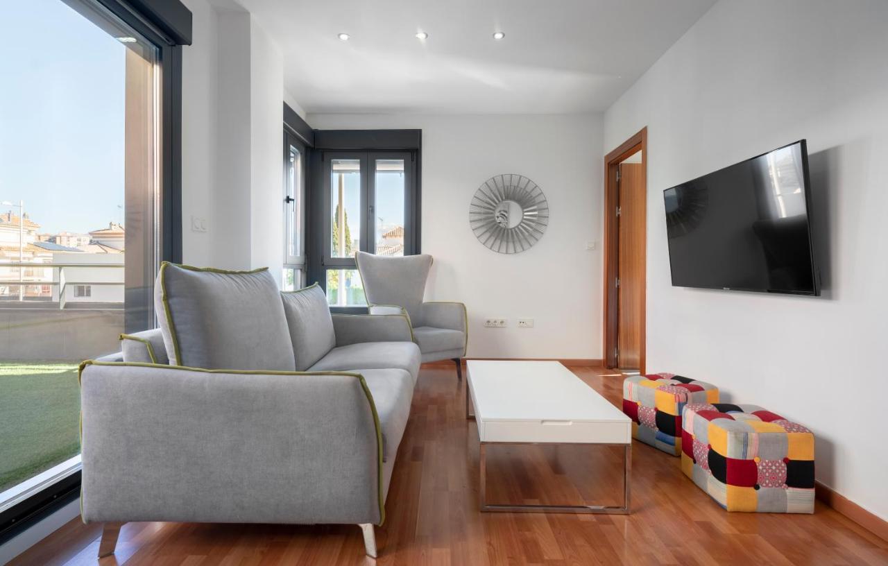 Apartament Enjoygranada Lujo Piscina Y Parking Zewnętrze zdjęcie