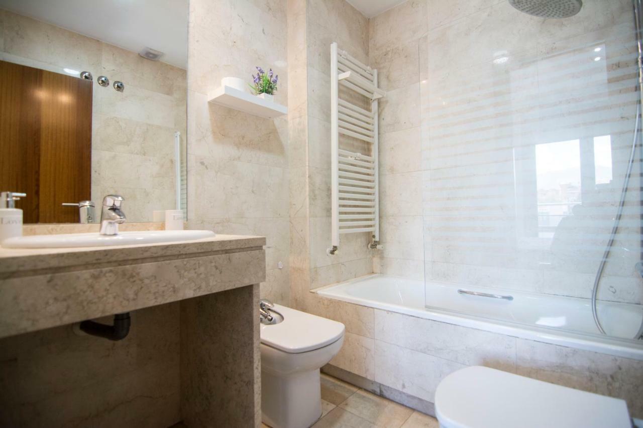 Apartament Enjoygranada Lujo Piscina Y Parking Zewnętrze zdjęcie