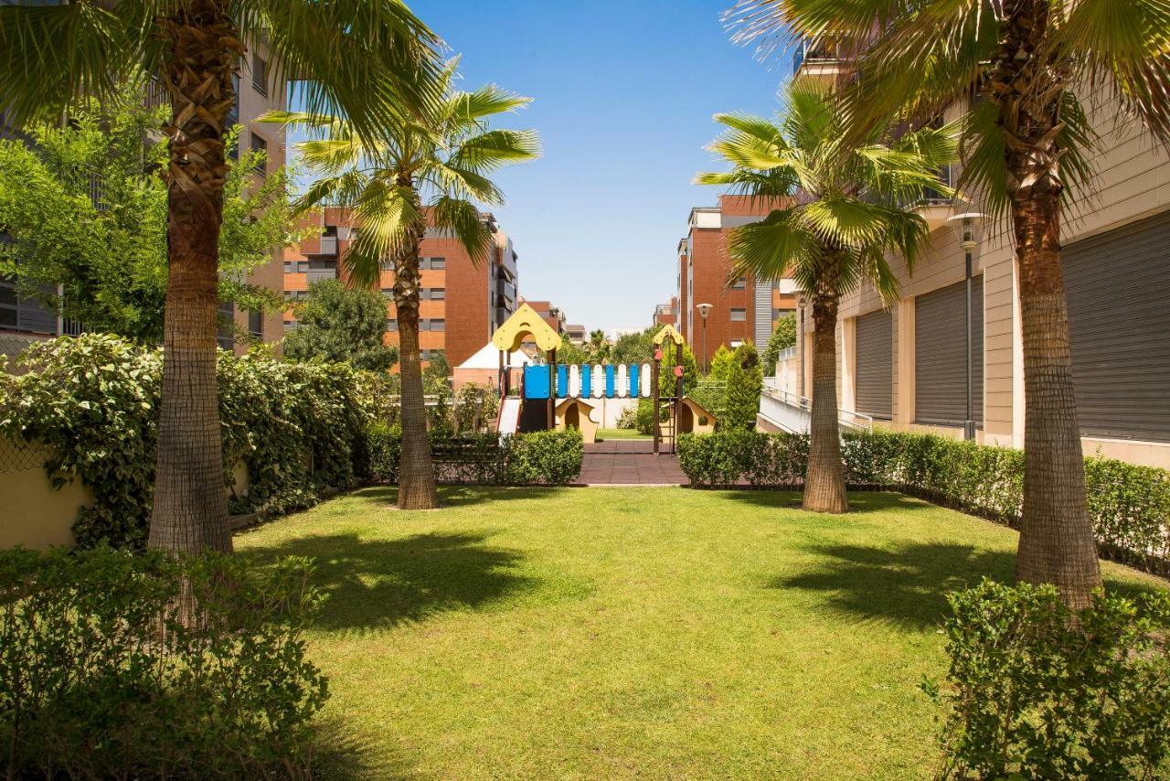 Apartament Enjoygranada Lujo Piscina Y Parking Zewnętrze zdjęcie