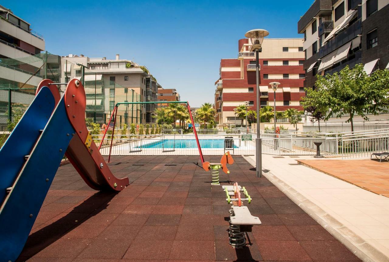 Apartament Enjoygranada Lujo Piscina Y Parking Zewnętrze zdjęcie